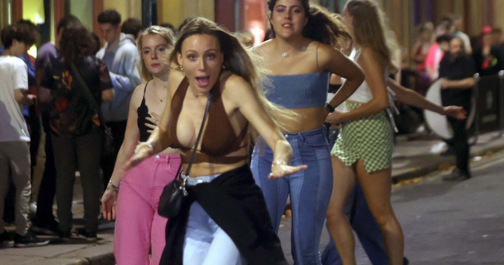 0_NB-43-LEEDS-FRESHERS-WEDNESDAY.jpg