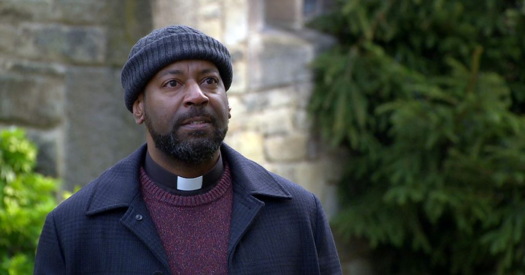 0_Vicar-Charles-Anderson-Emmerdale.jpg