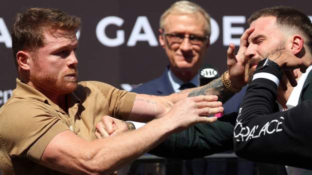 120649754_canelo.jpg
