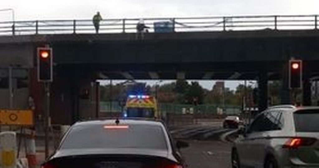 0_bridge-york-rd.jpg