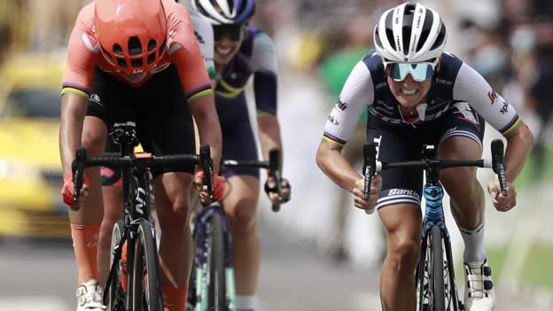 121078594_lizziedeignan.jpg