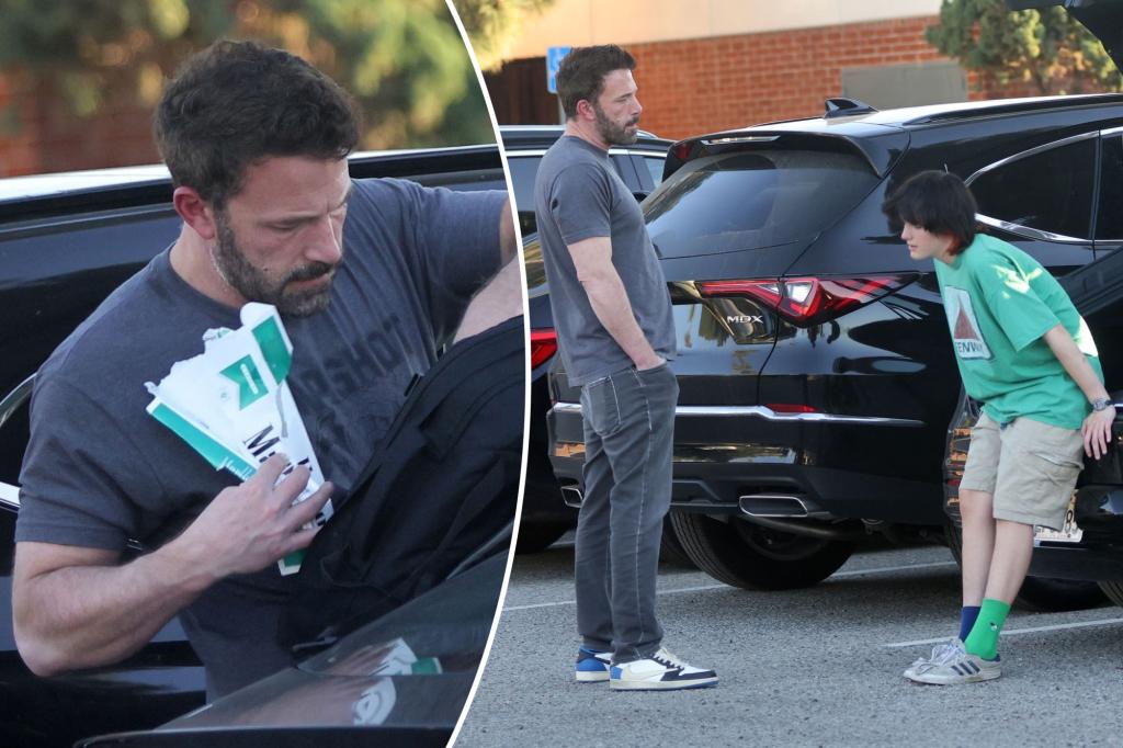 ben-affleck-cigarettes-picks-up-kids.jpg